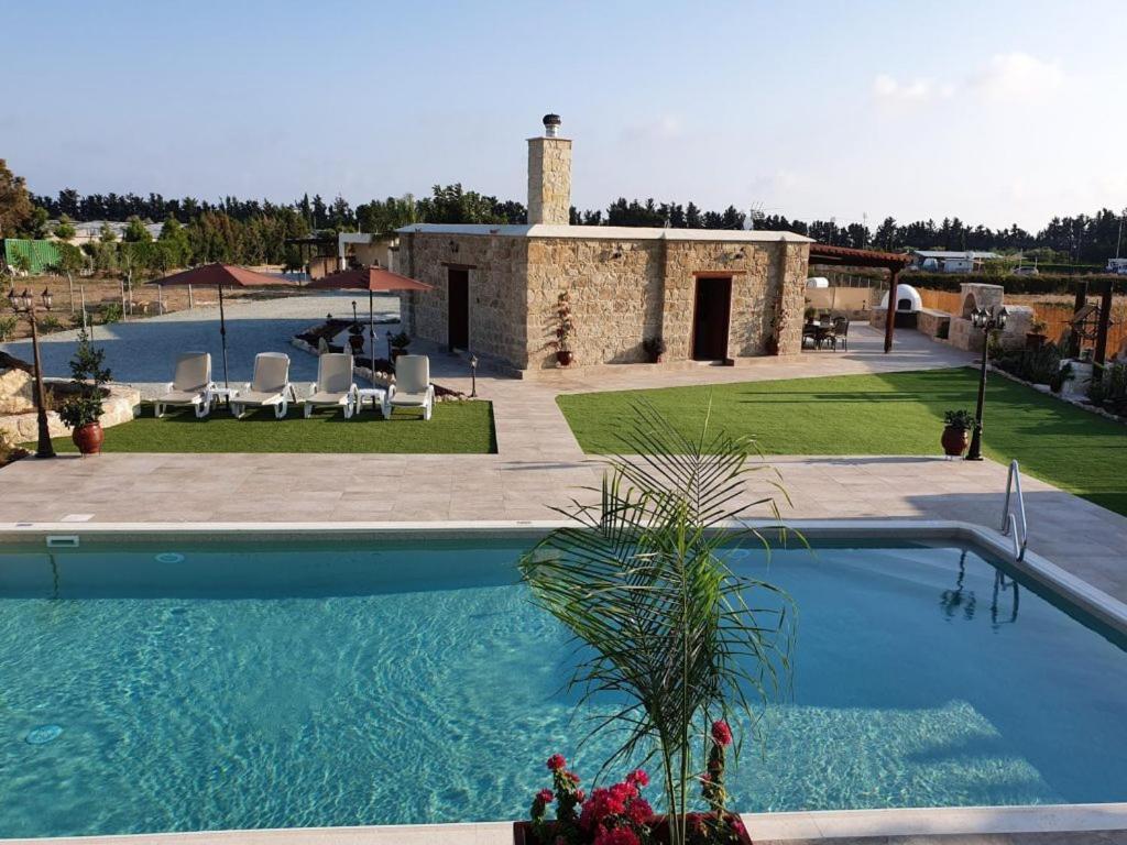 Villa Yioukkas Paphos 外观 照片