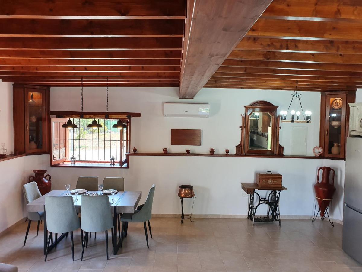 Villa Yioukkas Paphos 外观 照片