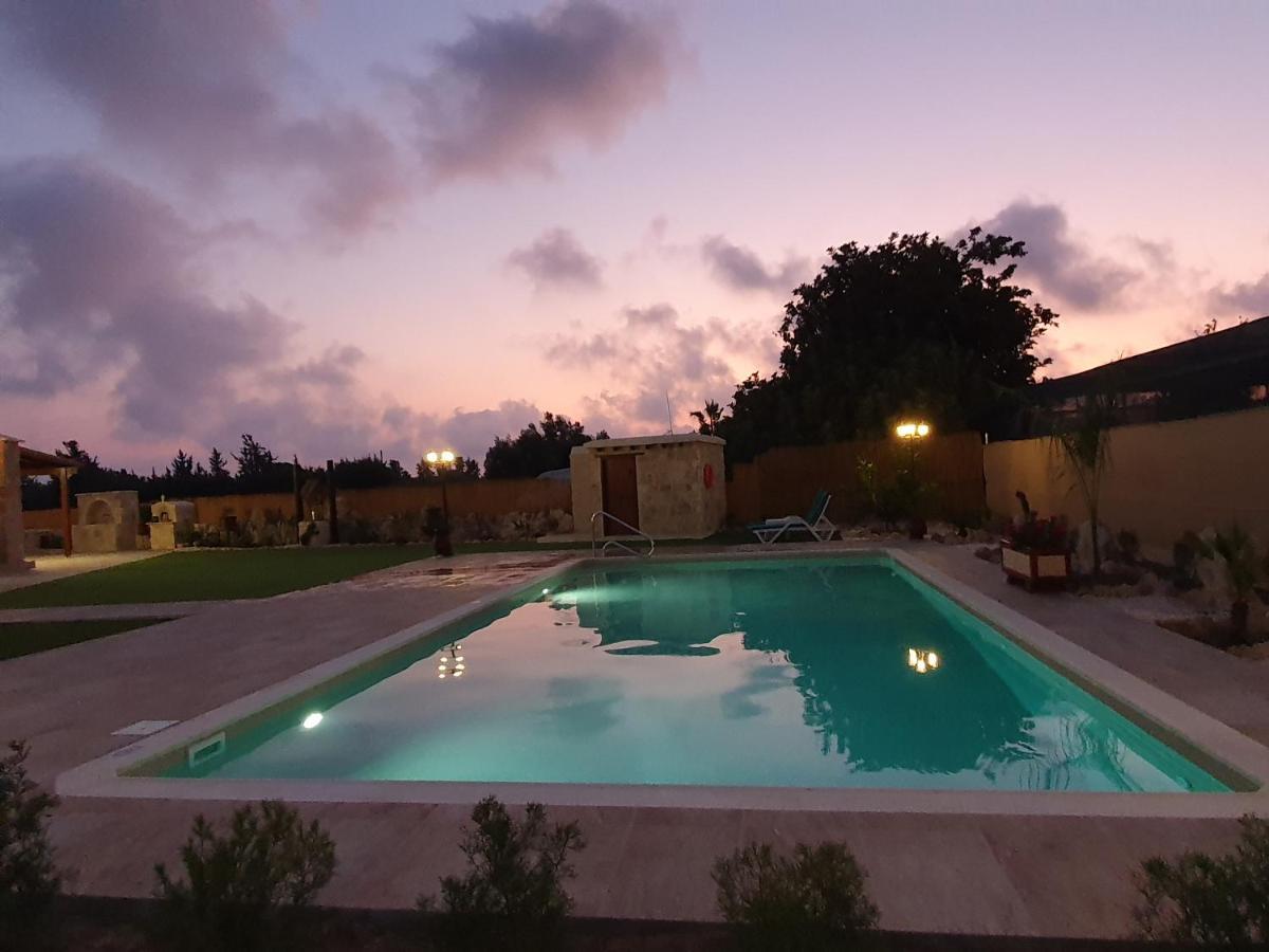 Villa Yioukkas Paphos 外观 照片